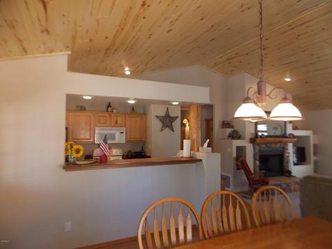2679 Lodge Loop, Overgaard, AZ 85933 photo 4
