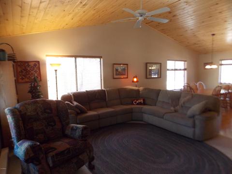 2679 Lodge Loop, Overgaard, AZ 85933 photo 7