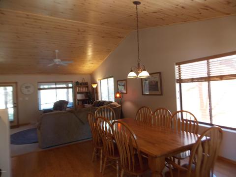 2679 Lodge Loop, Overgaard, AZ 85933 photo 3