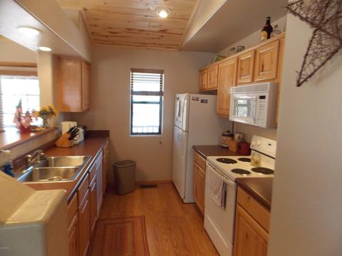 2679 Lodge Loop, Overgaard, AZ 85933 photo 12