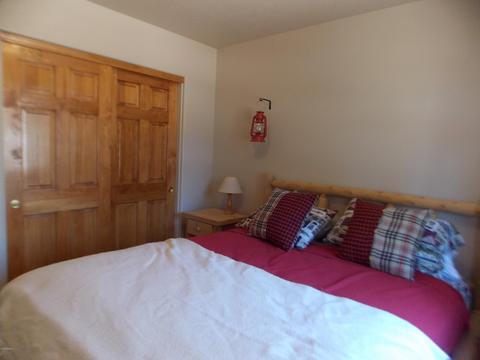 2679 Lodge Loop, Overgaard, AZ 85933 photo 18