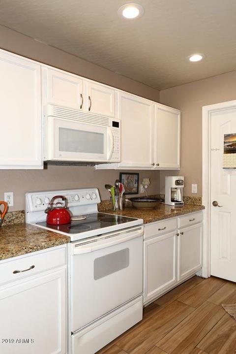 1114 E Potter Dr, Phoenix, AZ 85024 photo 8