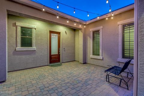 3653 E Chestnut Ln, Gilbert, AZ 85298 photo 9