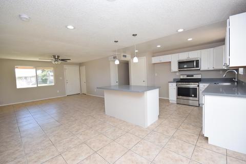 5902 W Berkeley Rd, Phoenix, AZ 85035 photo 2