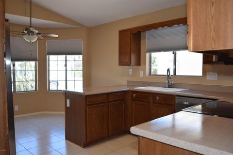 4327 E Siesta Ln, Phoenix, AZ 85050 photo 5