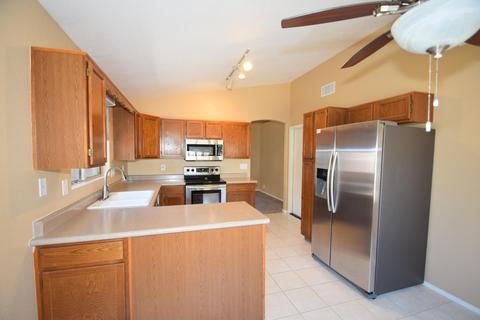 4327 E Siesta Ln, Phoenix, AZ 85050 photo 6