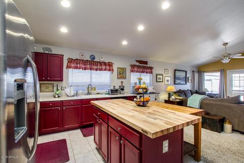 725 E Cantebria Dr, Gilbert, AZ 85296 photo 11