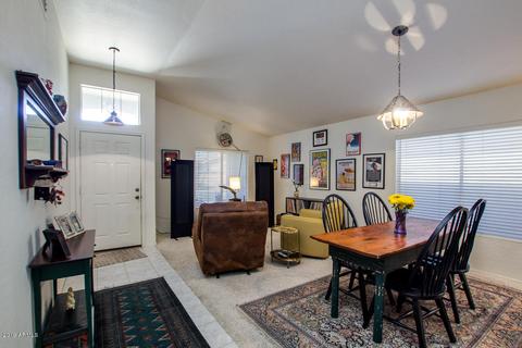 725 E Cantebria Dr, Gilbert, AZ 85296 photo 3