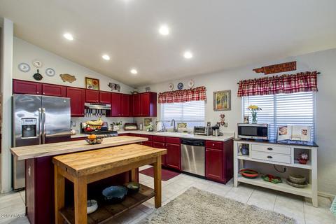 725 E Cantebria Dr, Gilbert, AZ 85296 photo 10