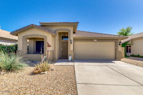 725 E Cantebria Dr, Gilbert, AZ 85296 photo 1