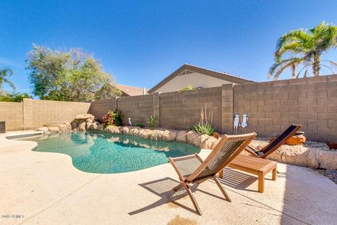725 E Cantebria Dr, Gilbert, AZ 85296 photo 25