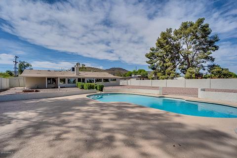 28 W Thunderbird Rd, Phoenix, AZ 85023 photo 2