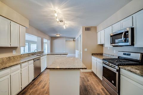 28 W Thunderbird Rd, Phoenix, AZ 85023 photo 9