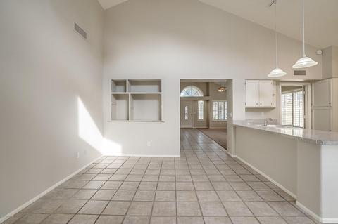 2149 E Nantuckett Dr, Gilbert, AZ 85234 photo 7