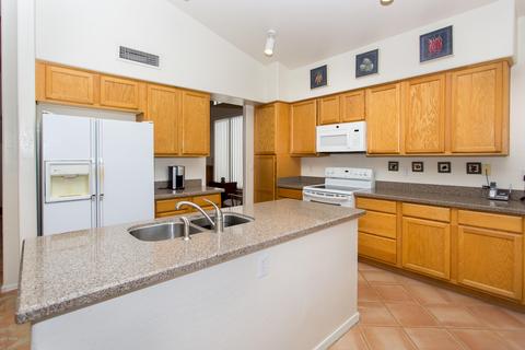 4355 E Sands Dr, Phoenix, AZ 85050 photo 4