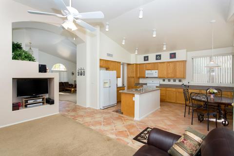 4355 E Sands Dr, Phoenix, AZ 85050 photo 8