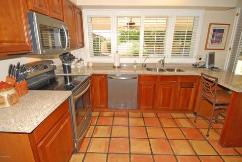 2049 E Riviera Dr, Tempe, AZ 85282 photo 4
