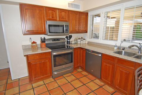 2049 E Riviera Dr, Tempe, AZ 85282 photo 2