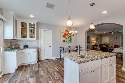 2541 E Fairmount Ave, Phoenix, AZ 85016 photo 6