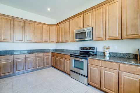 898 E Frances Ln, Gilbert, AZ 85295 photo 3