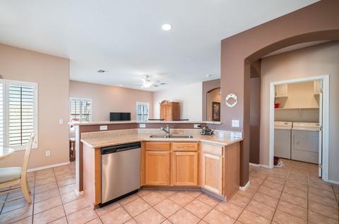 1516 E Gary Way, Phoenix, AZ 85042 photo 17