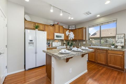 3895 E Parkview Dr, Gilbert, AZ 85295 photo 1