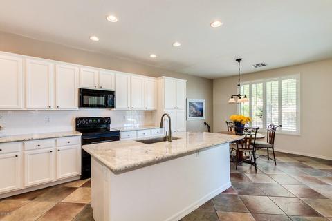 1404 E Bluebird Dr, Gilbert, AZ 85297 photo 11