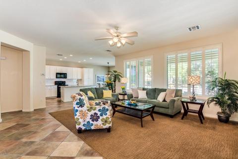 1404 E Bluebird Dr, Gilbert, AZ 85297 photo 5