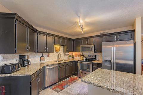 3133 E Taro Ln, Phoenix, AZ 85050 photo 10