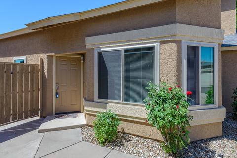 3133 E Taro Ln, Phoenix, AZ 85050 photo 2