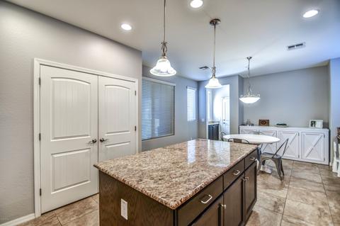 3913 E Amber Ln, Gilbert, AZ 85296 photo 11