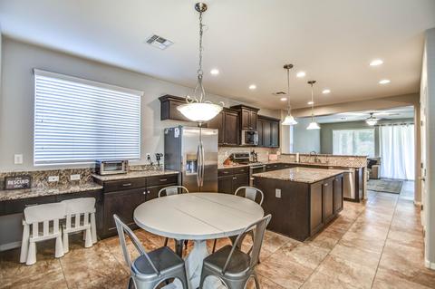 3913 E Amber Ln, Gilbert, AZ 85296 photo 7