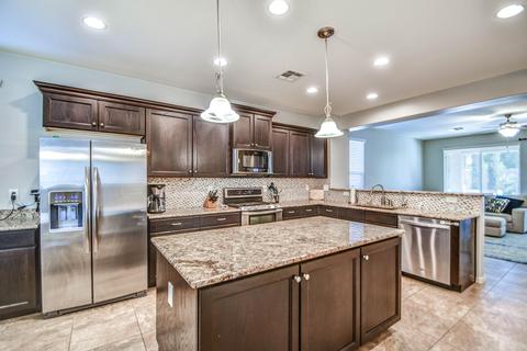 3913 E Amber Ln, Gilbert, AZ 85296 photo 4