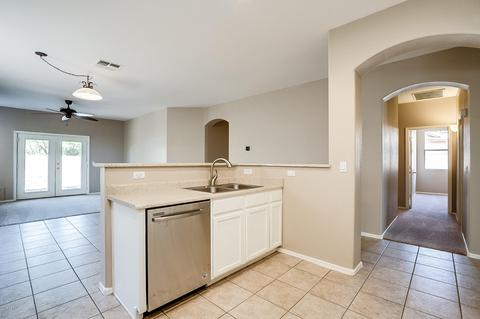 4208 E Rainbow Dr, Gilbert, AZ 85297 photo 5