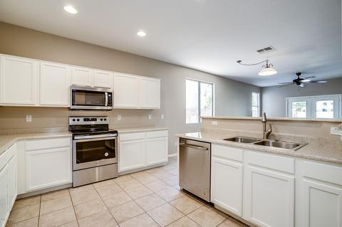 4208 E Rainbow Dr, Gilbert, AZ 85297 photo 4