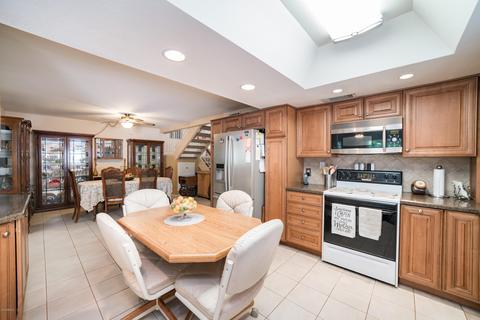 7518 W Wolf St, Phoenix, AZ 85033 photo 9