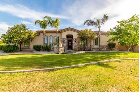 3217 E Indigo Cir, Mesa, AZ 85213 photo 1