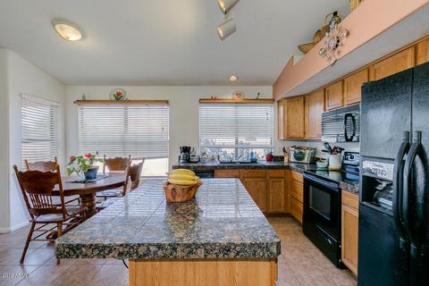 583 E Cathy Dr, Gilbert, AZ 85296 photo 2