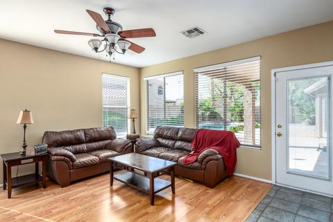 1522 S Pine St, Gilbert, AZ 85233 photo 4