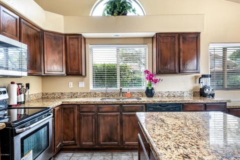 1522 S Pine St, Gilbert, AZ 85233 photo 3