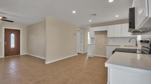 2318 E Paradise Ln, Phoenix, AZ 85022 photo 11