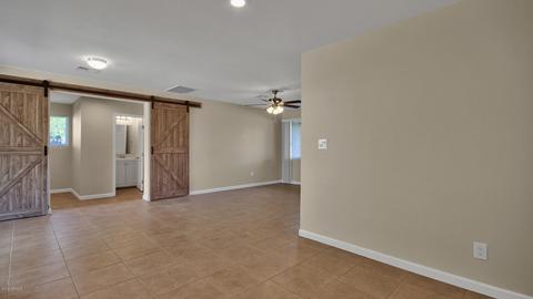 2318 E Paradise Ln, Phoenix, AZ 85022 photo 5