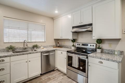 4114 E Ashurst Dr, Phoenix, AZ 85048 photo 8