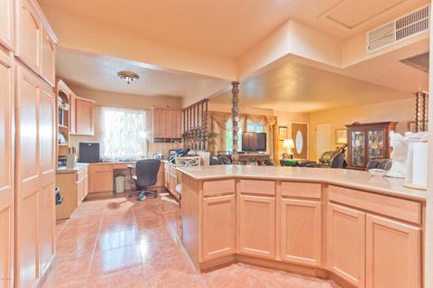 6810 N 11th Pl, Phoenix, AZ 85014 photo 9