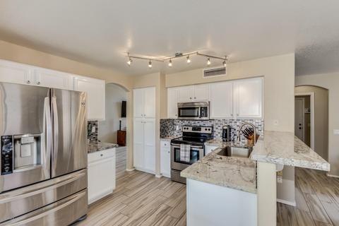 2304 E Morrow Dr, Phoenix, AZ 85024 photo 2