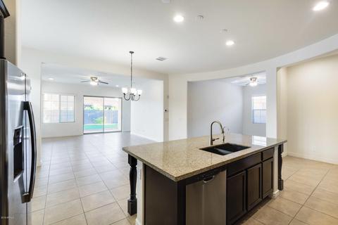 4527 E Navigator Ln, Phoenix, AZ 85050 photo 18