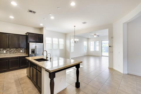 4527 E Navigator Ln, Phoenix, AZ 85050 photo 17