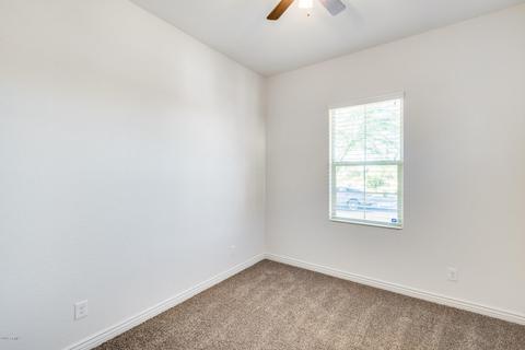 4527 E Navigator Ln, Phoenix, AZ 85050 photo 12