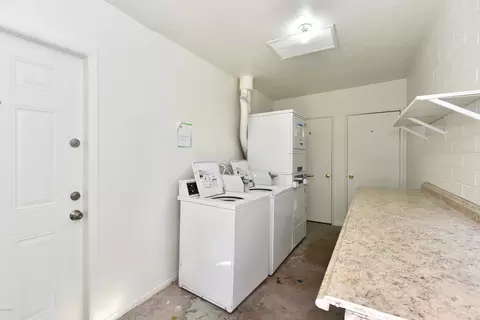 2503 E Clarendon Ave, Phoenix, AZ 85016 photo 8
