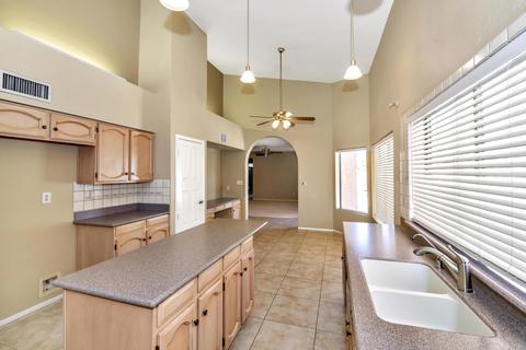 1902 E Caroline Ln, Tempe, AZ 85284 photo 17